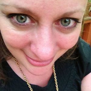 Meet your Posher, Alexia